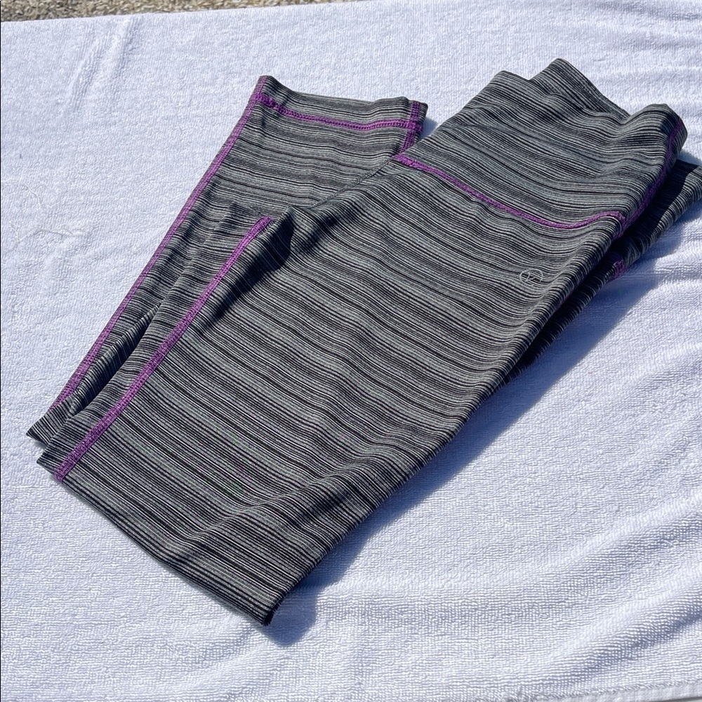 VOGO Athletica Gray and Purple Striped Leggings